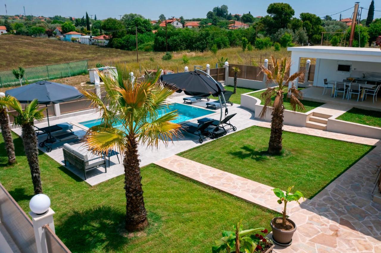 Villa Liana , Private Villa With Pool And Garden Vergia Ngoại thất bức ảnh