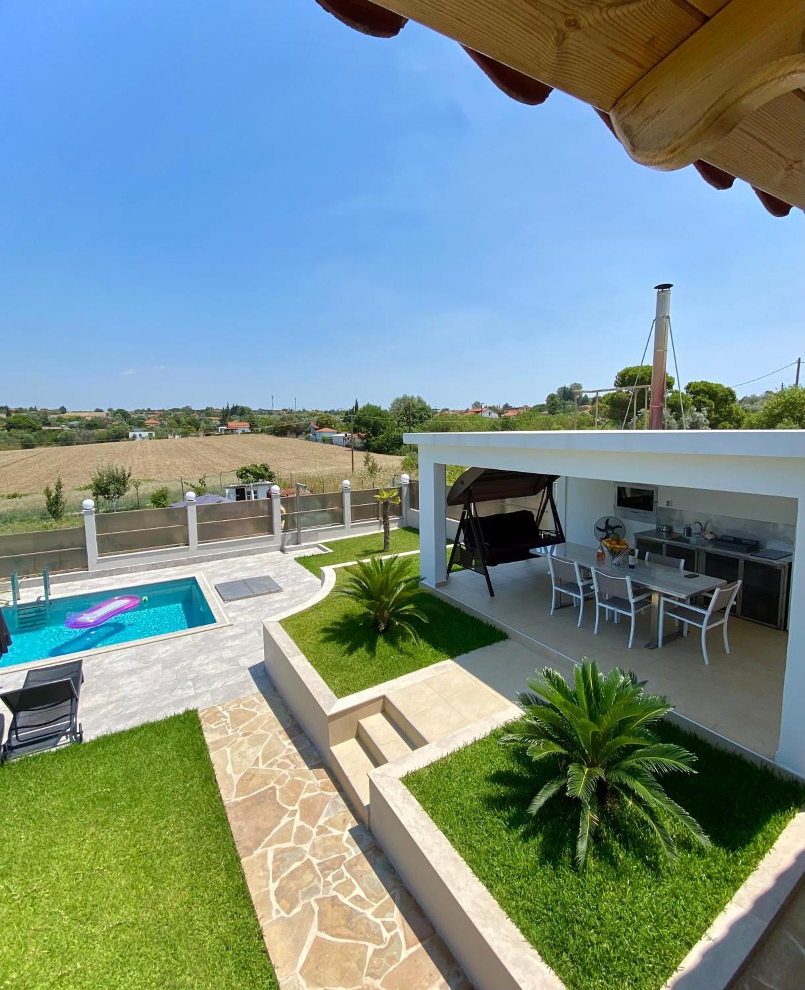 Villa Liana , Private Villa With Pool And Garden Vergia Ngoại thất bức ảnh